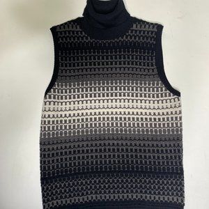 United Colors of Benetton sleeveless turtleneck